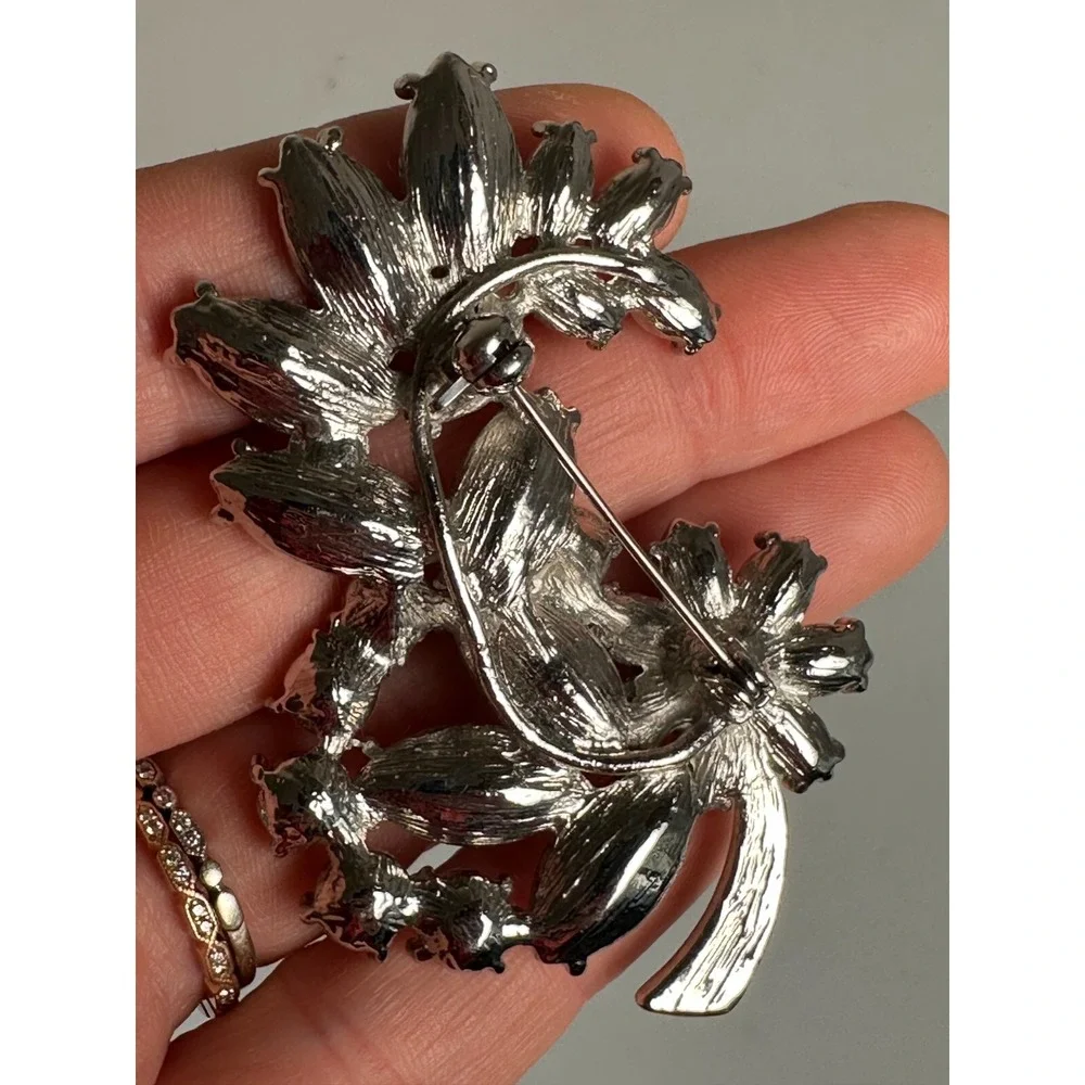 Vintage Clear Rhinestone Brooch Pin Silver Tone Statement Colors In Light